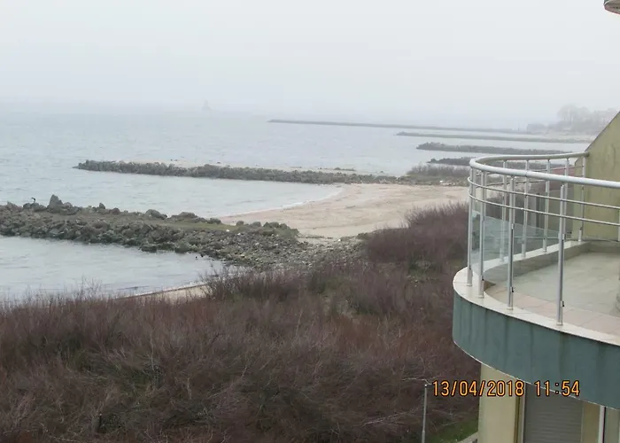 синият залив Pomorie